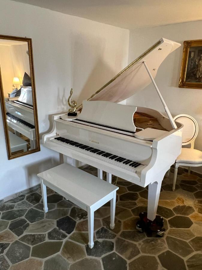 Schloss Grabow, Resting Place & A Luxury Piano Collection Resort, Prignitz Brandenburg Grabow  المظهر الخارجي الصورة