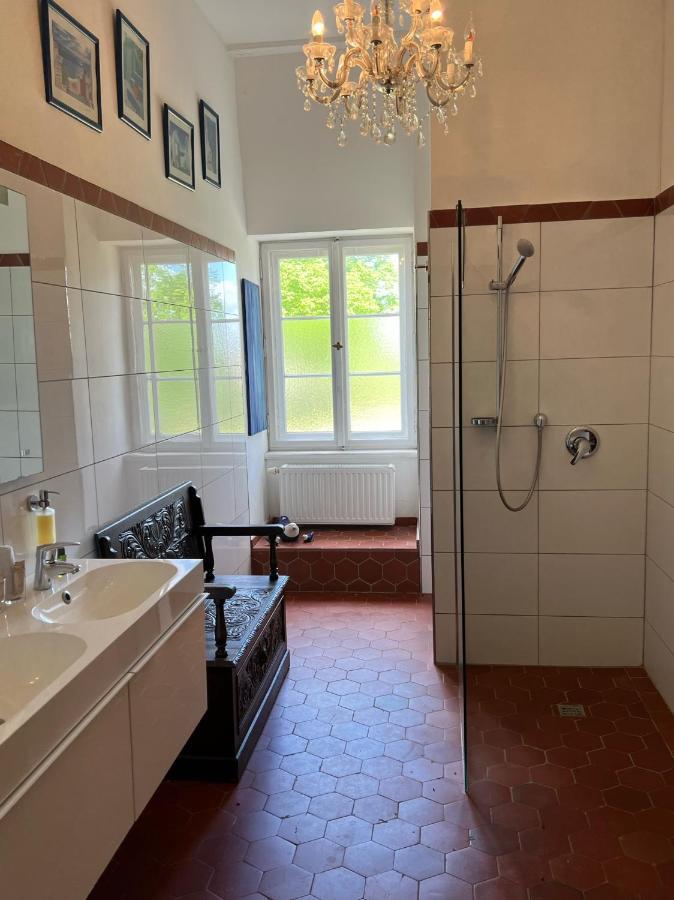 Schloss Grabow, Resting Place & A Luxury Piano Collection Resort, Prignitz Brandenburg Grabow  المظهر الخارجي الصورة