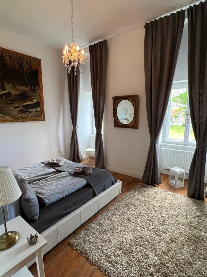 Schloss Grabow, Resting Place & A Luxury Piano Collection Resort, Prignitz Brandenburg Grabow  المظهر الخارجي الصورة