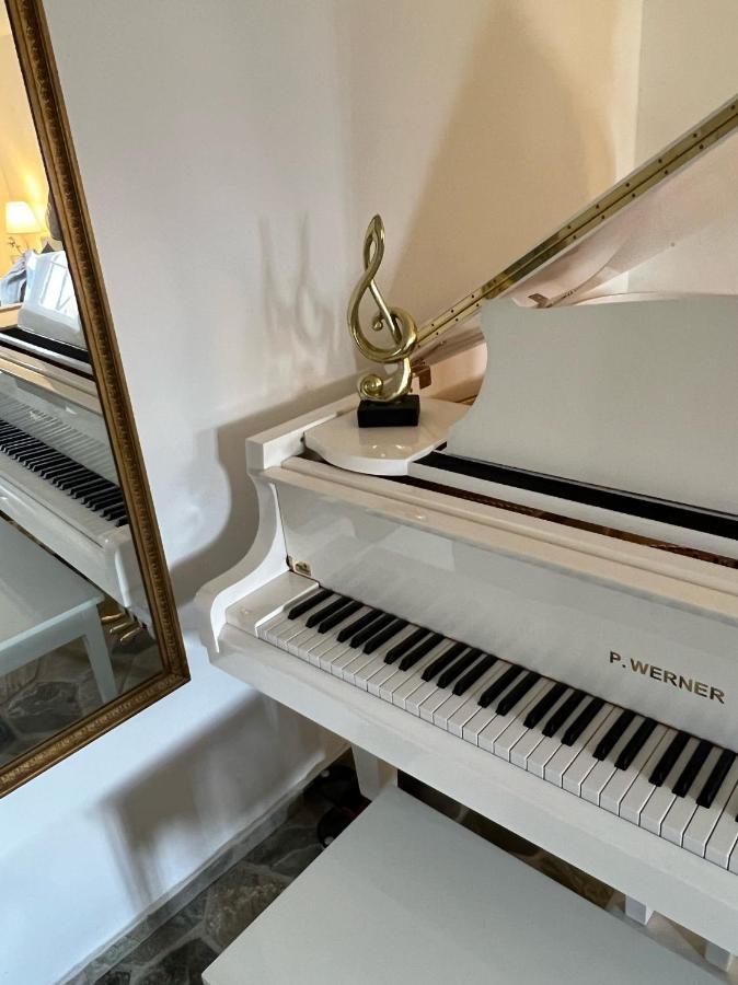 Schloss Grabow, Resting Place & A Luxury Piano Collection Resort, Prignitz Brandenburg Grabow  المظهر الخارجي الصورة